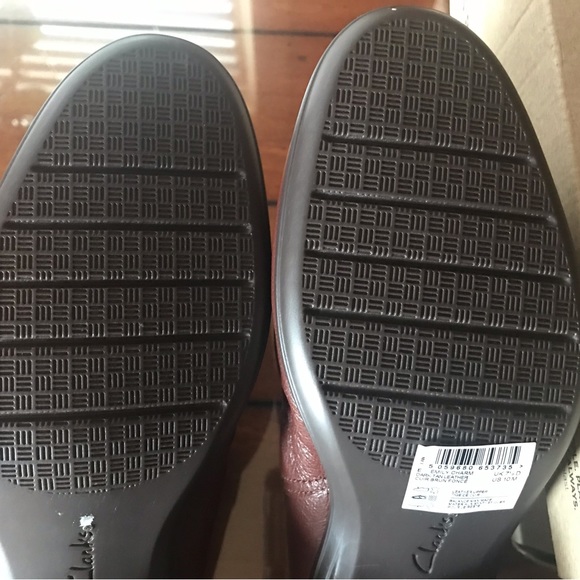 CLARKS Women's Emily Charm Slip-On Clogs-Dark Tan Size 10 NIB - Picture 10 of 11